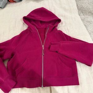 Lululemon Fuchsia scuba half zip
